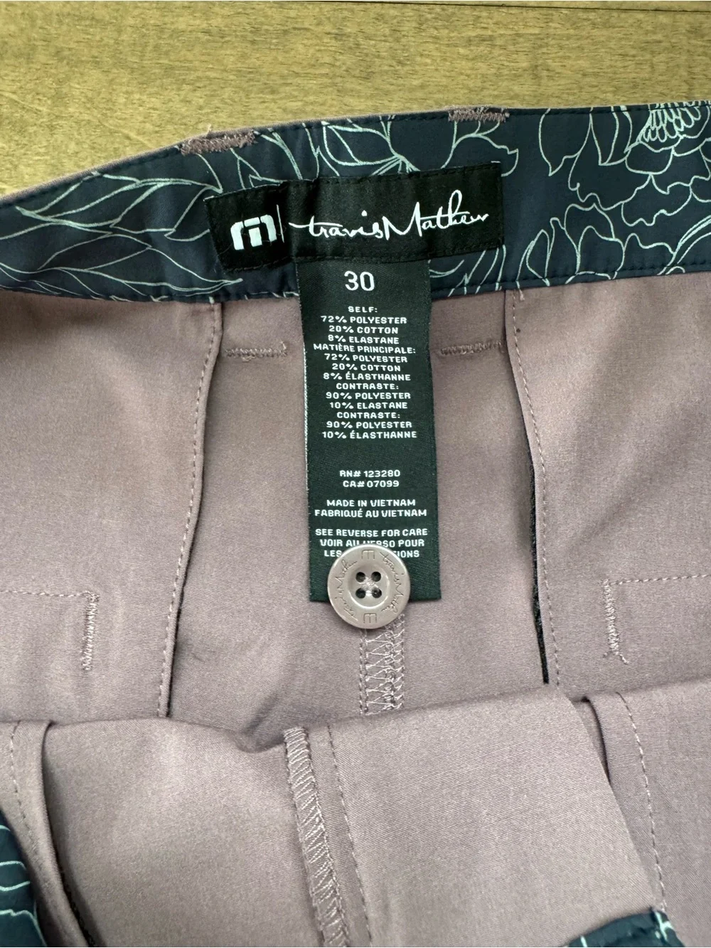 Travis Mathew performance flat
